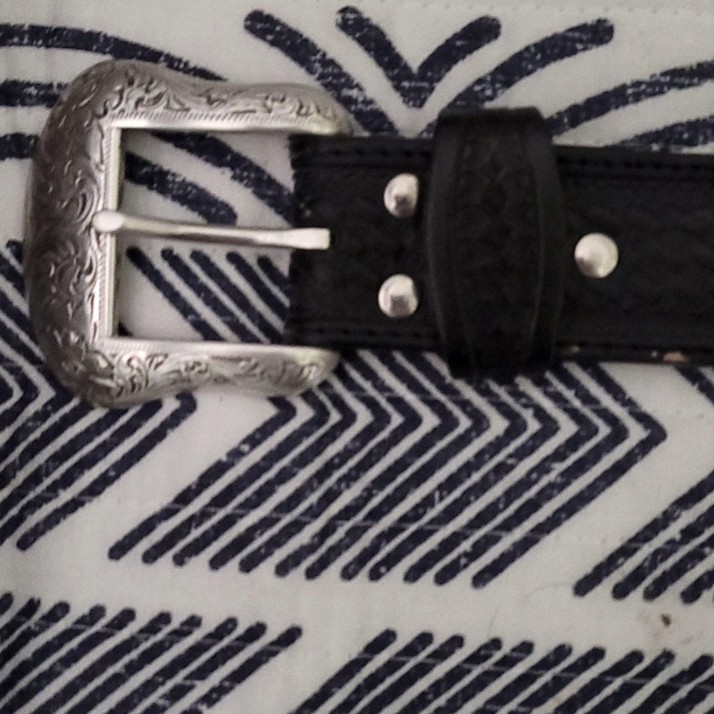 Belt with braided horse hair